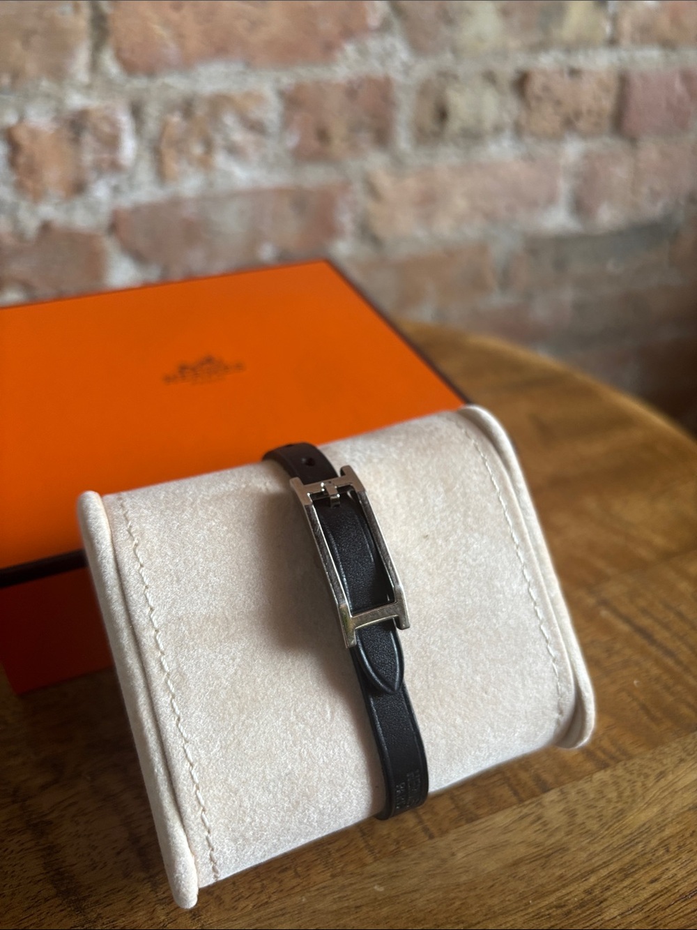 HERMES Black Leather H Bracelet.